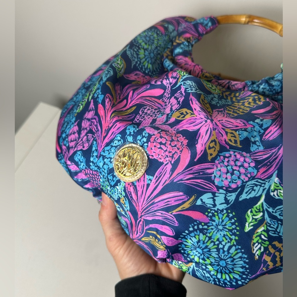 NWOT Lilly Pulitzer GWP Bamboo Bag in the Aegean Navy Calypso Coast - Picture 8 of 9